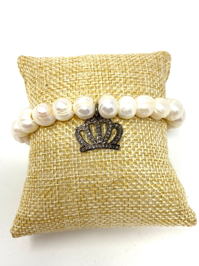 Pearl Elastic Bracelet With Diamond Crown Charm