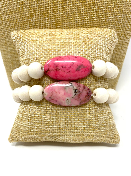 Pink Turquoise and Off White Wooden Elastic Beaded Bracelet