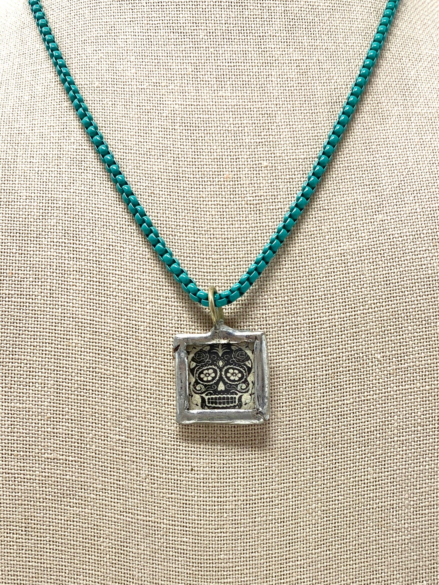 Green Turquoise Enamel Box Chain Necklace With Soldered Sugar Skull Square Pendant