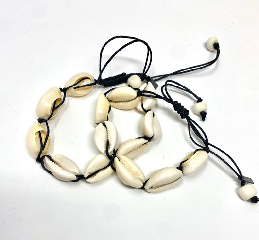 Men's Cowrie Bracelet