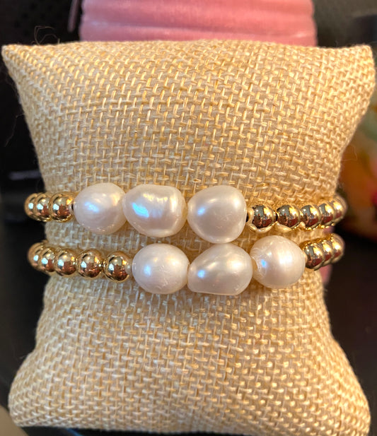 Gold Filled and Pearl Elastic Bracelet