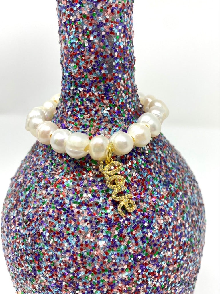 Freshwater Pearl Elastic Bracelet With Diamond Cursive "love" Charm
