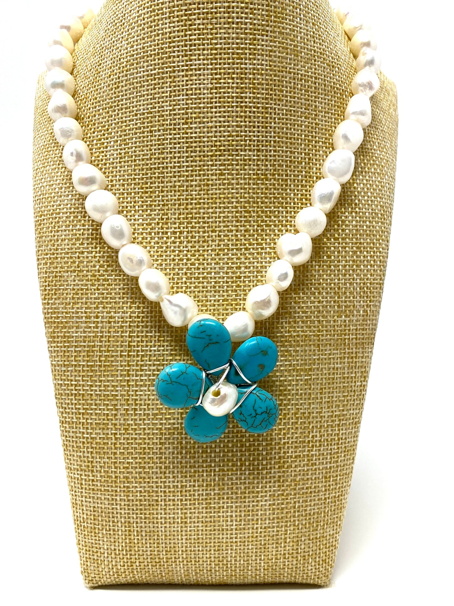 Fresh Water Pearl Necklace With Turquoise Flower Pendant
